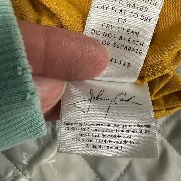 DAYDREAMER Johnny Cash Boots Boyfriend Tee, Size Small - Picture 11 of 11